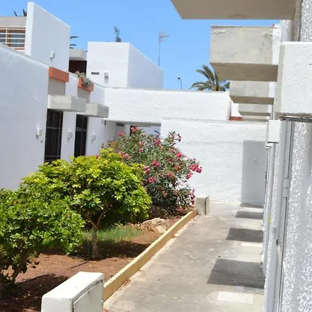 Casa Naranja
